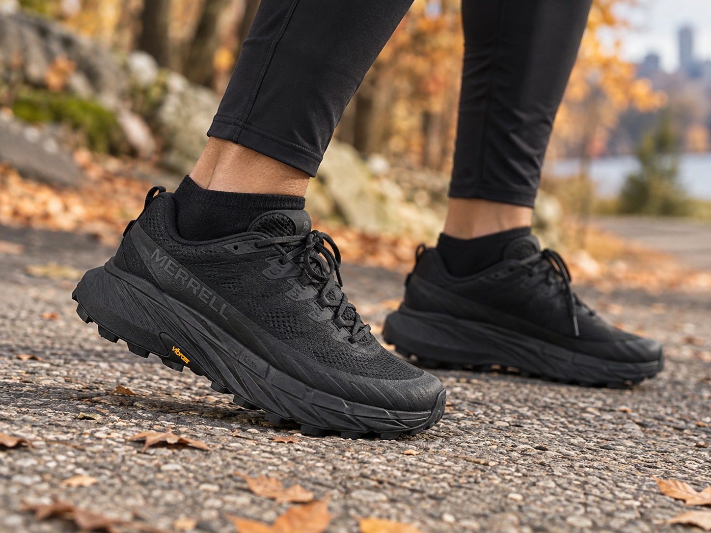 Merrell Agility Peak 5 — крупный план на ноге